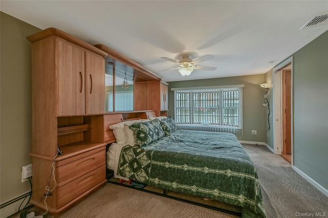 66 Rosemary Place, East Islip, NY 11730