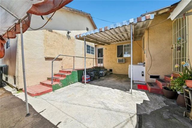 5354 Louis Place, Los Angeles, CA 90022