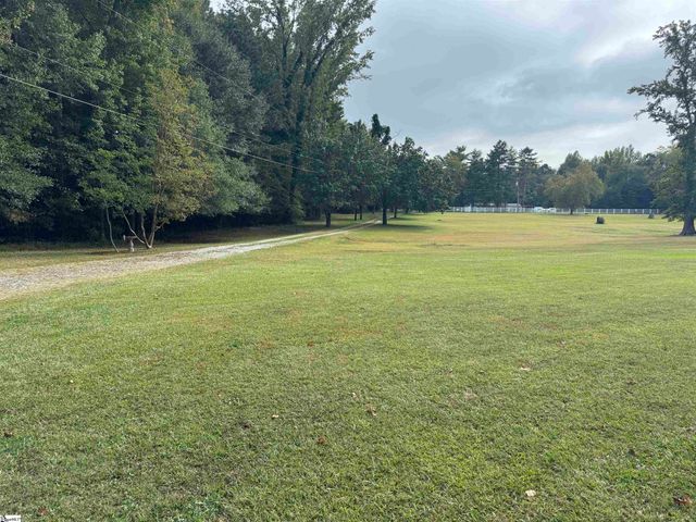 141 Long Cane Lane, Pelzer, SC 29669