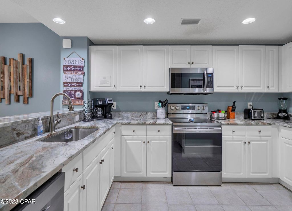 Image 11 of property listing at 10811 Front Beach Road 1508, Panama City Beach, FL 32407