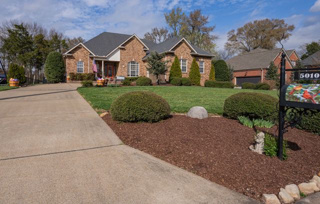5010 Stonewood Dr, Smyrna, TN 37167