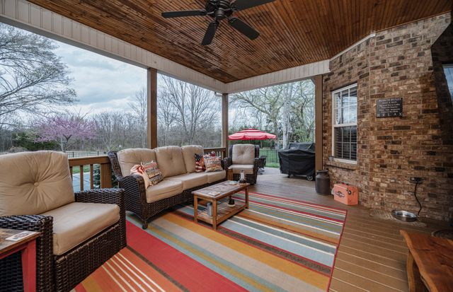 5010 Stonewood Dr, Smyrna, TN 37167