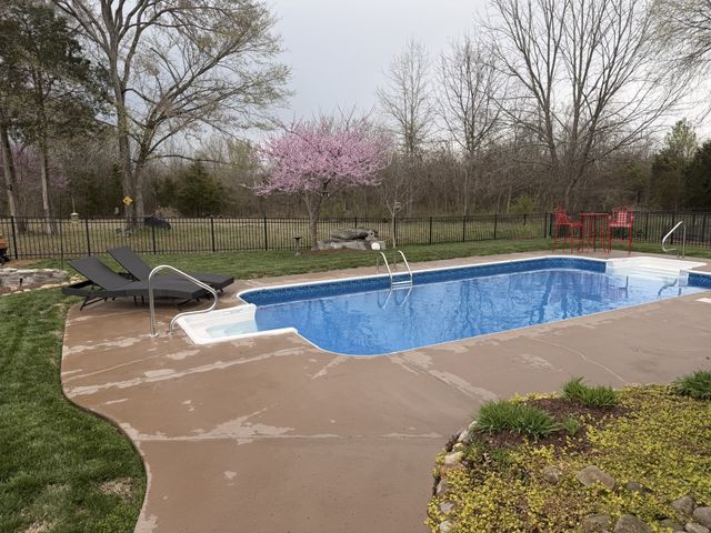 5010 Stonewood Dr, Smyrna, TN 37167