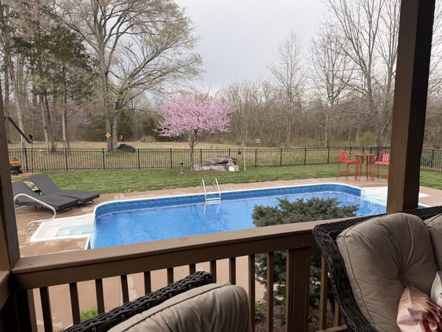 5010 Stonewood Dr, Smyrna, TN 37167