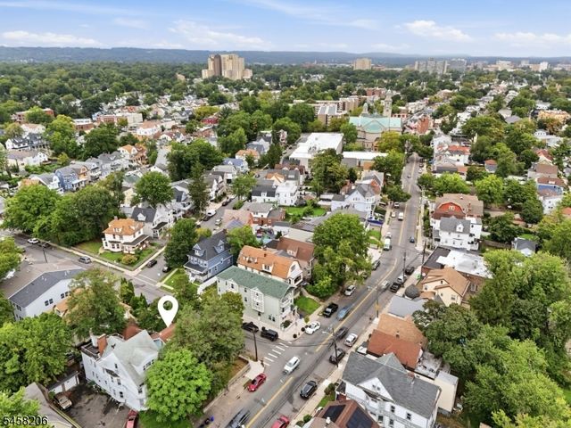 551 Sand Ford Ave, Newark City, NJ 07106