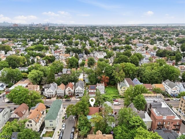 551 Sand Ford Ave, Newark City, NJ 07106
