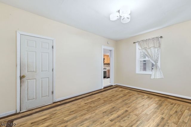 971 Grove St, Irvington Twp., NJ 07111