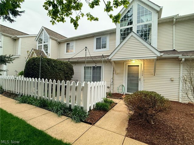 1045 N Jefferson Street D, Medina, OH 44256