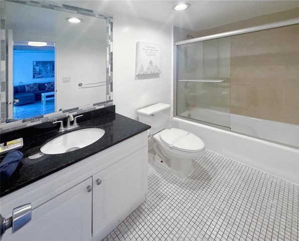 3901 S Ocean Drive 6S, Hollywood, FL 33019