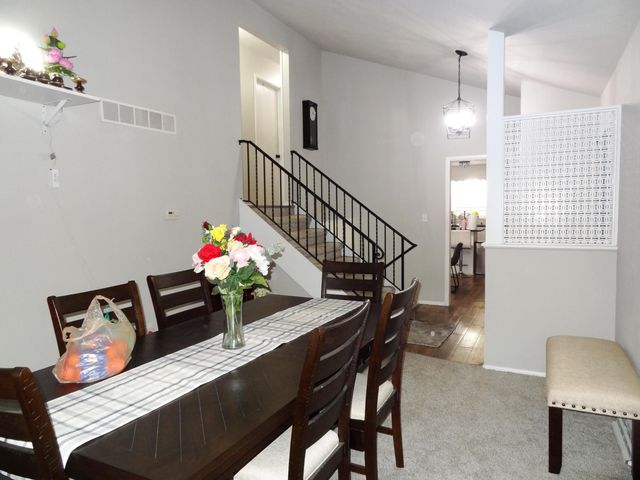 1009 S Dalton, Wichita, KS 67207