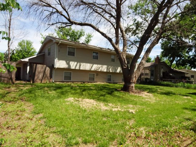 1009 S Dalton, Wichita, KS 67207