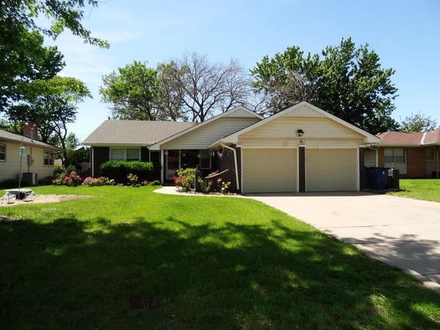1009 S Dalton, Wichita, KS 67207
