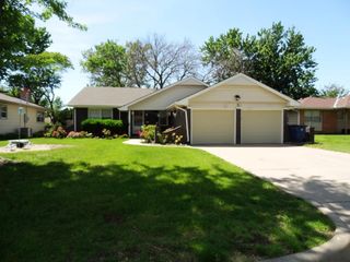 1009 S Dalton, Wichita, KS 67207