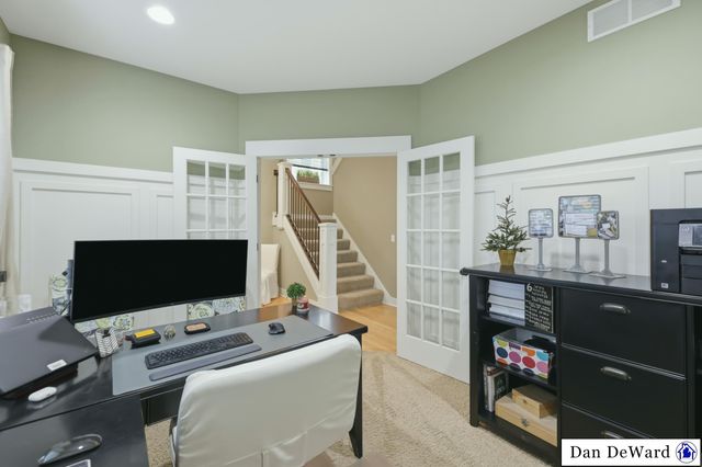 5713 Kenstyn Drive Sw, City Of Wyoming, MI 49418