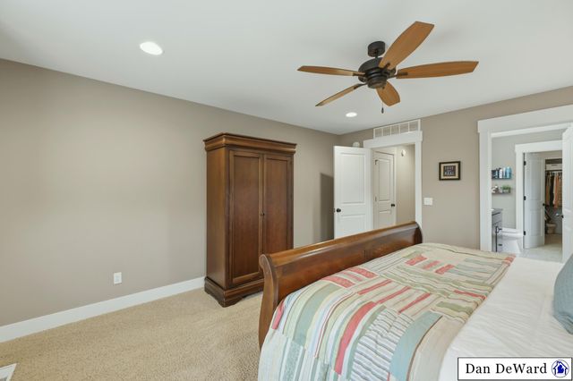 5713 Kenstyn Drive Sw, City Of Wyoming, MI 49418