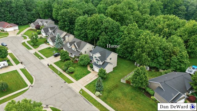 5713 Kenstyn Drive Sw, City Of Wyoming, MI 49418