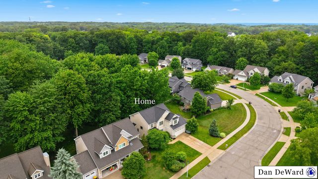 5713 Kenstyn Drive Sw, City Of Wyoming, MI 49418
