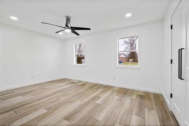 2205 Douglas Street, Bentonville, AR 72712