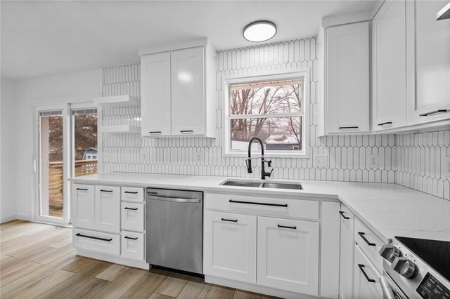 2205 Douglas Street, Bentonville, AR 72712