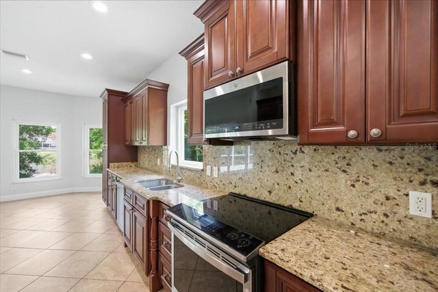 4401 KETTLE CREEK COURT, Tampa, FL 33624