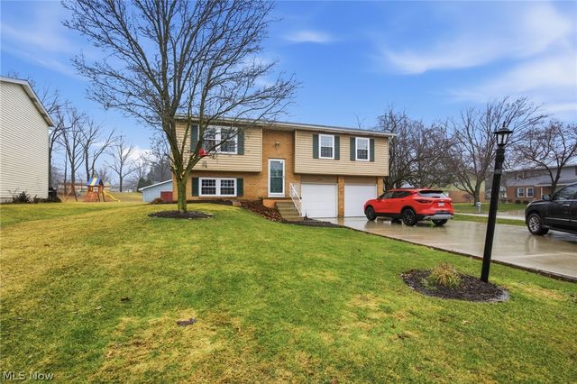4534 Foresthill Road, Stow, OH 44224