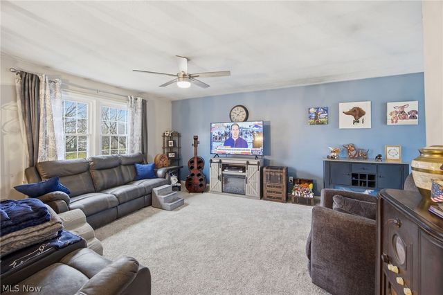 4534 Foresthill Road, Stow, OH 44224