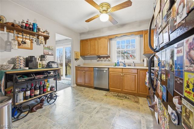 4534 Foresthill Road, Stow, OH 44224