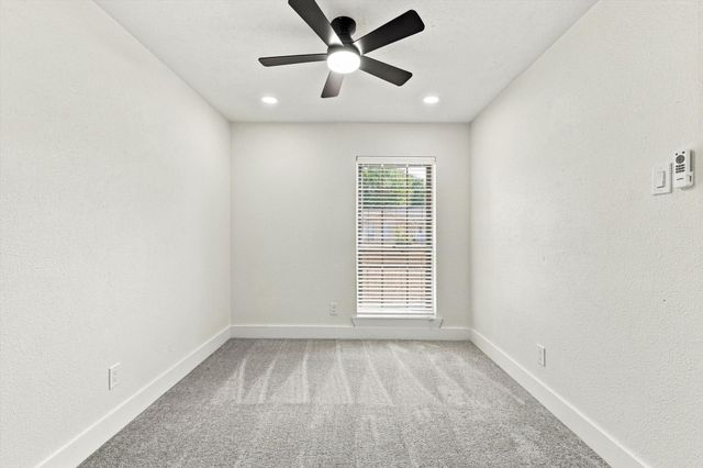 865 Stanford Drive, Lancaster, TX 75134