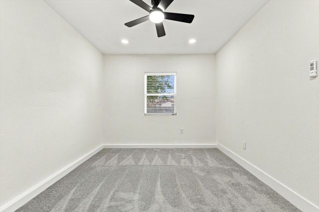 865 Stanford Drive, Lancaster, TX 75134