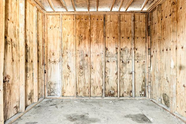 865 Stanford Drive, Lancaster, TX 75134