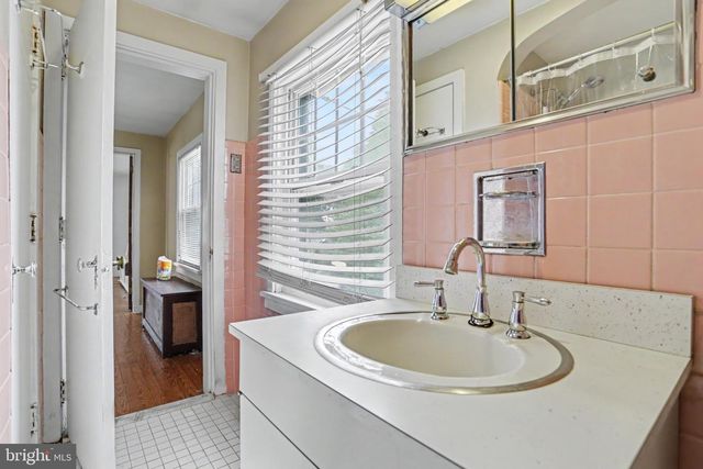 317 FOX ST, Harrisburg, PA 17109