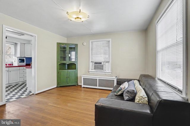 317 FOX ST, Harrisburg, PA 17109