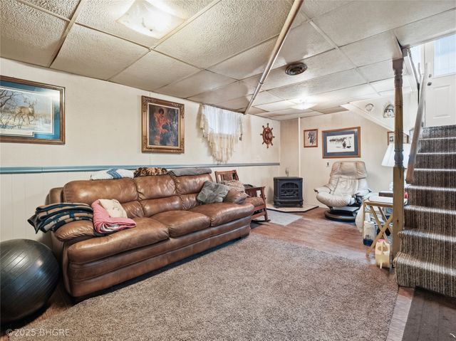 1408 E 33rd Street, Des Moines, IA 50317