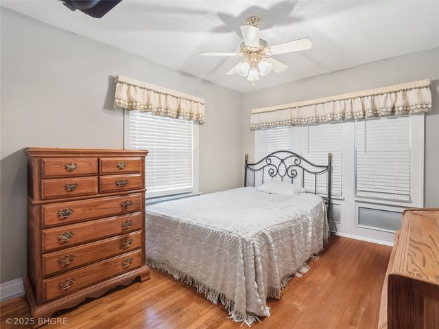 1408 E 33rd Street, Des Moines, IA 50317