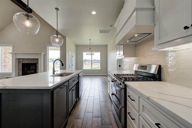 10400 SW 49th Street, Mustang, OK 73064