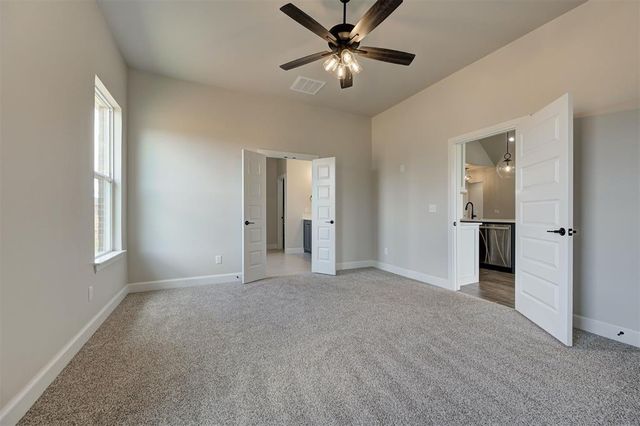 10400 SW 49th Street, Mustang, OK 73064