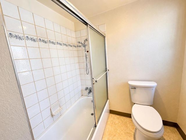 1126 Hollyburne Avenue, Menlo Park, CA 94025