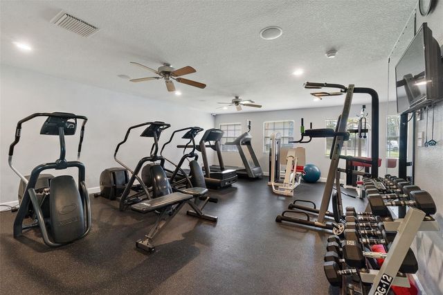 205 POMPANO DRIVE SE D, St Petersburg, FL 33705