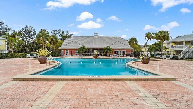 205 POMPANO DRIVE SE D, St Petersburg, FL 33705