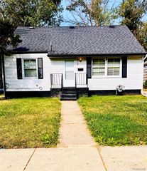 618 W Austin Avenue, Flint, MI 48505