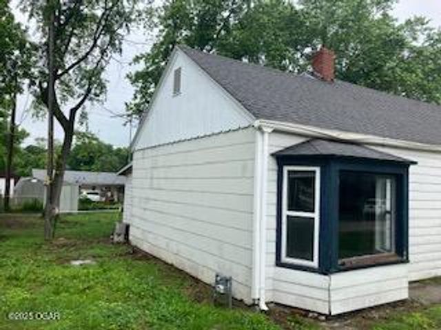 828 Stratford Place, Neosho, MO 64850