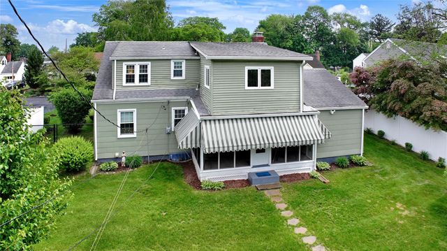 106 Holly Drive, New Windsor, NY 12553