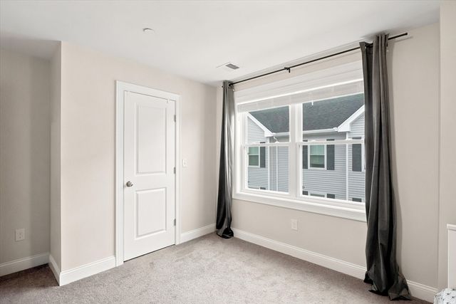 27-B Orchard St 27B, Haverhill, MA 01830