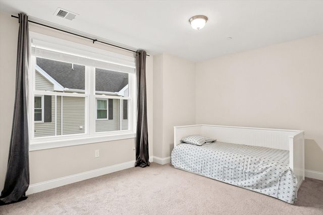 27-B Orchard St 27B, Haverhill, MA 01830