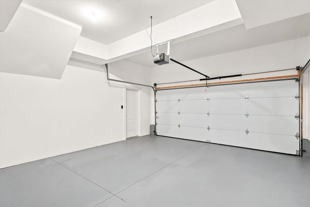27-B Orchard St 27B, Haverhill, MA 01830