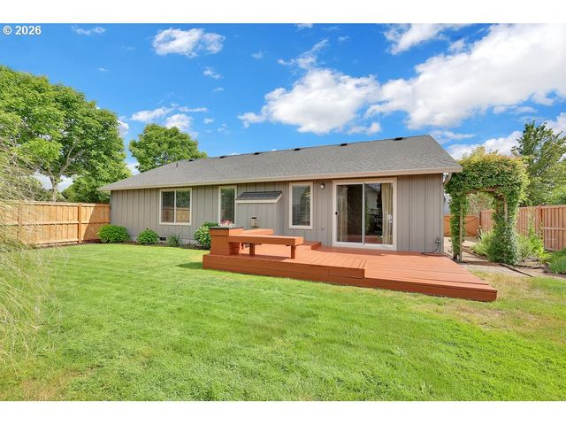 6021 FIRESTONE Dr, Eugene, OR 97402