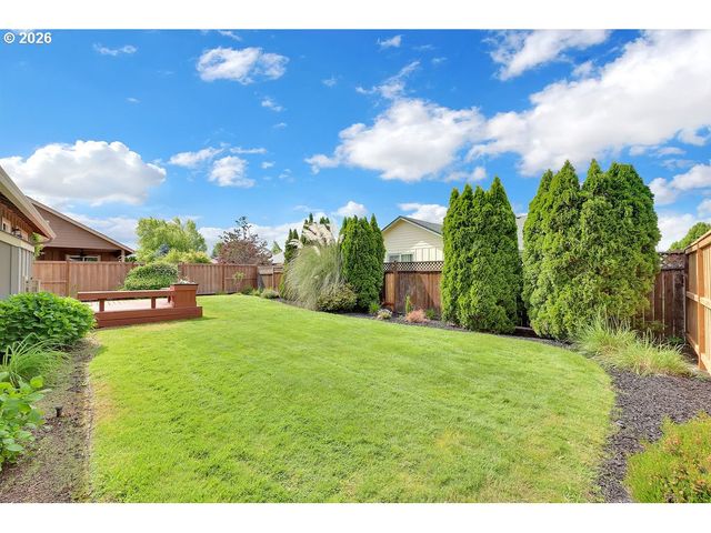 6021 FIRESTONE Dr, Eugene, OR 97402