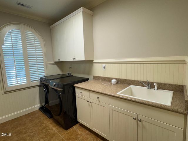 105 Linton Banks Place, Cary, NC 27513