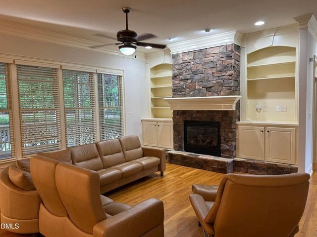 105 Linton Banks Place, Cary, NC 27513