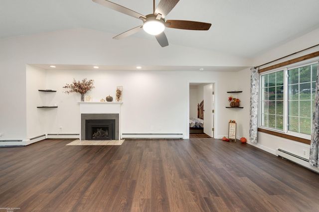 5196 Greenview Drive, Independence Twp, MI 48348